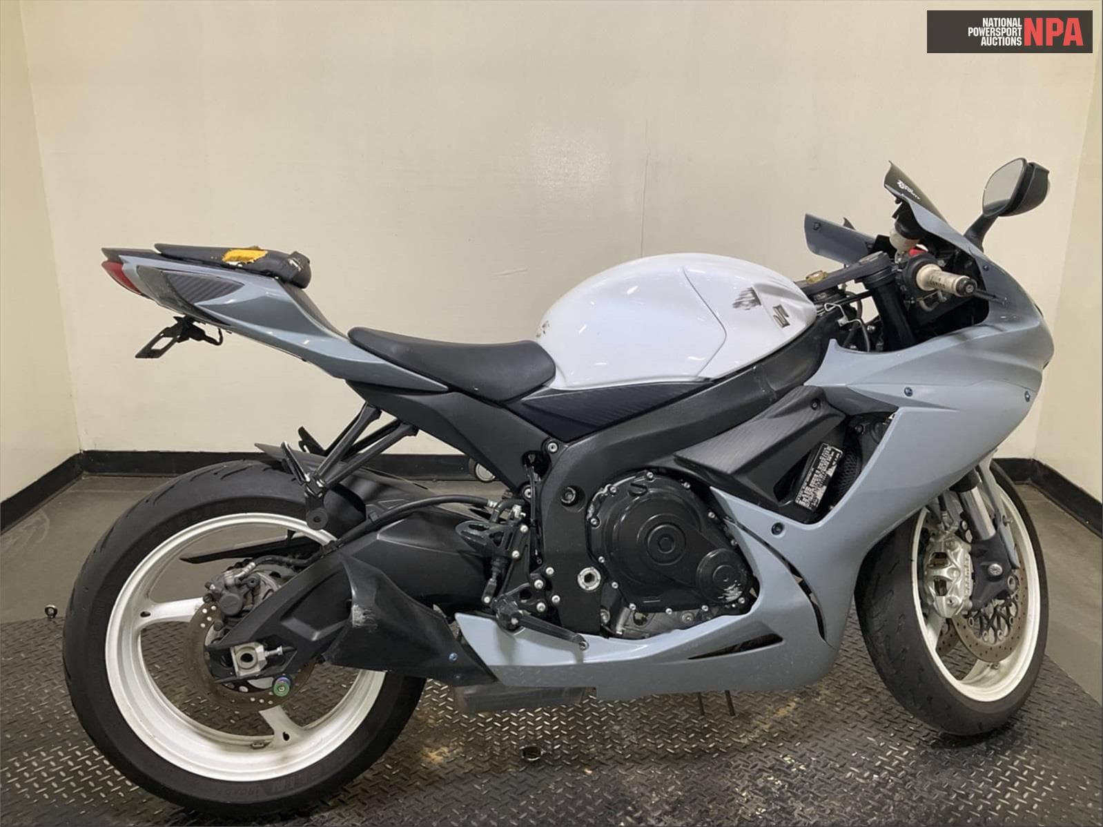 2019 SUZUKI GSX-R600L9